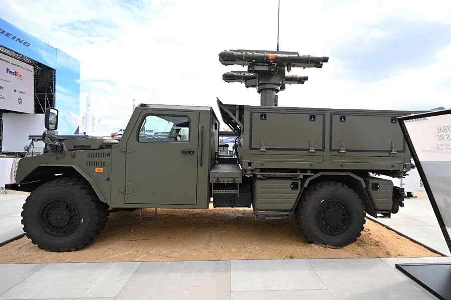 European multinational MBDA’s Mistral Atlas RC is a new Mistral system based on a remotely controlled turret, equipped with two or four Mistral missiles and the latest generation thermal sight, capable of being mounted on light armoured vehicles. 