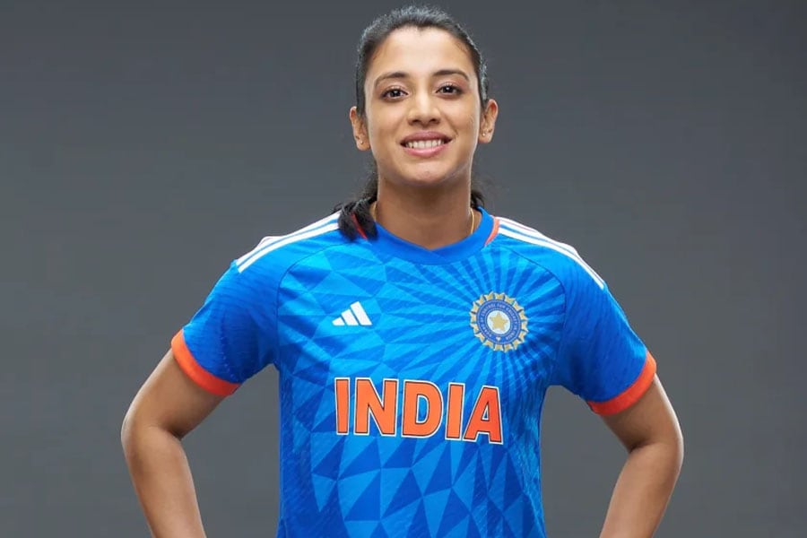 Photos of new jersey of indian cricket team on sale