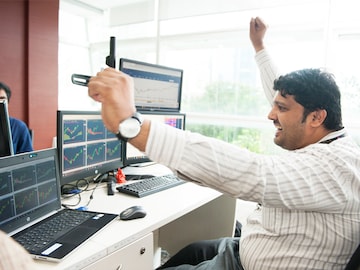 Morning Buzz: From stock market indices hitting all-time highs to double-digit increments, and more