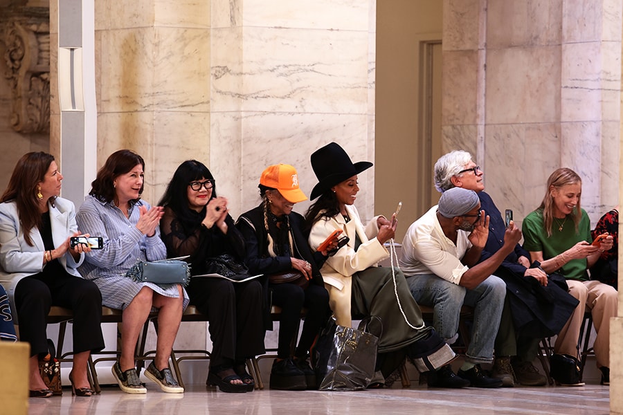 A limited number of guests at the Marc Jacobs Fall 2023 Runway Show at New York Public Library, also featured ChatGPT as a special guest. June 26, 2023 in New York City.<br> Image: Dimitrios Kambouris/Getty Images for Marc Jacobs