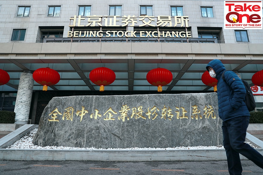 As of last week, China stocks had lost most of the gains since January and the Shenzhen Component Index had shed 9.5 percent from its peak in early February.
Image: Getty Images