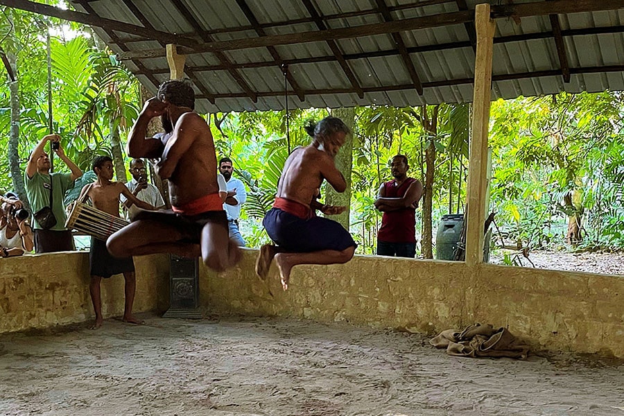 In Sri Lanka, 'Angam' means the body, and 'Pora' means combat with the use of limbs and without the use of weapons.