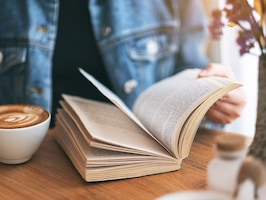 reading_shutterstock_2175899605_sm