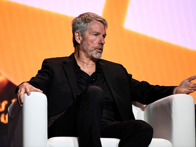 Crypto networks like Bitcoin can fight online identity and trust issues in cyberspace: Michael Saylor