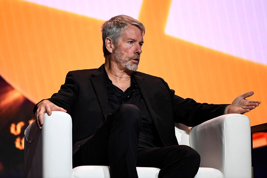 Crypto networks like Bitcoin can fight online identity and trust issues in cyberspace: Michael Saylor