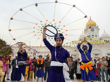 Photo of the day: Guru Purab celebrations