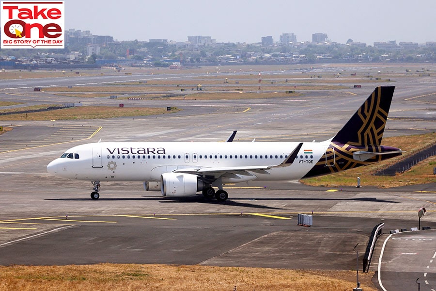 Since April 1, the airline has seen significant cancellations of its flight operations, as pilots turned away from work, forcing even the Indian government to seek a report from the airline about the state of its operations.
Image: Francis Mascarenhas/ Reuters