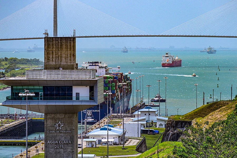 A fair bidding system to reduce the squeeze in a drought-stricken Panama Canal