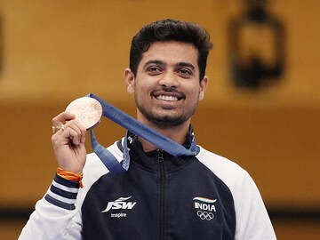 Photo of the day: Third bronze for India