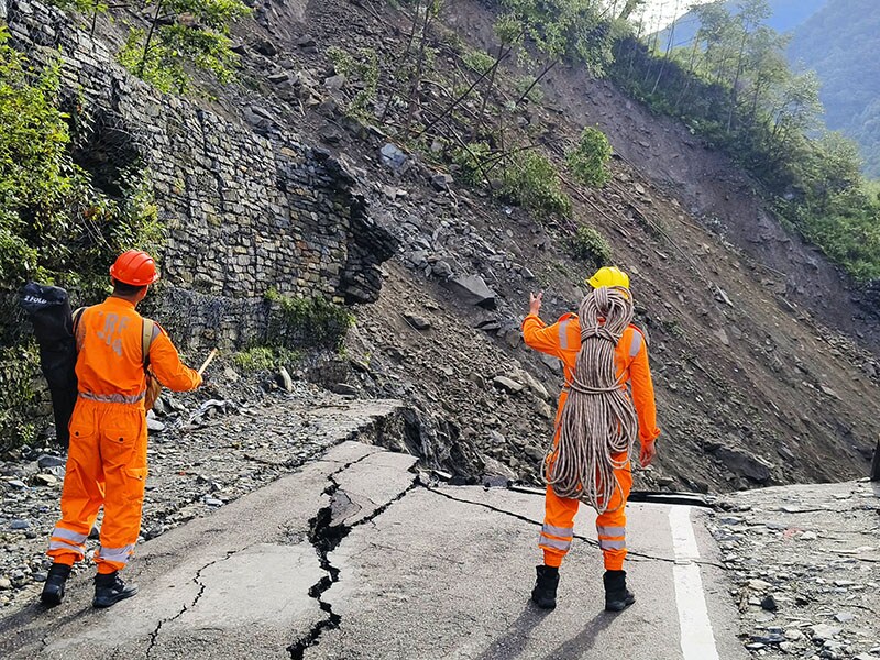 Photo of the day: Landslides relief work at Kedarnath