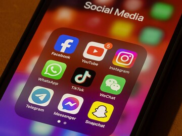 Blogs to Bluesky: Two decades of various shifts in social media responses