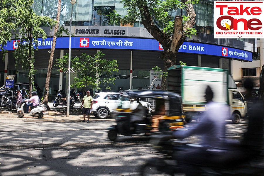 The HDFC Bank reported a year-on-year 24 percent growth in net interest income at Rs284.7 billion and net profit of Rs163.8 billion, up 34 percent, but based on successive quarters, both income and profit grew just 3.8 and 2 percent respectively.
Image: Dhiraj Singh/Bloomberg via Getty Images