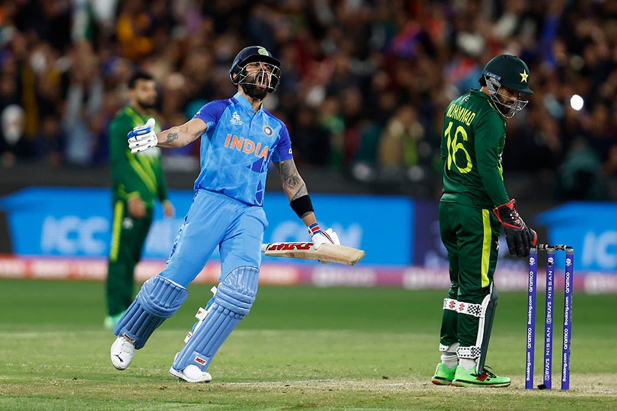 Virat Kohli of India celebrates after the final run is scored during the ICC Men's T20 World Cup match between India and Pakistan at Melbourne Cricket Ground on October 23, 2022 in Melbourne, Australia. Image: Darrian Traynor - ICC/ICC via Getty Images 