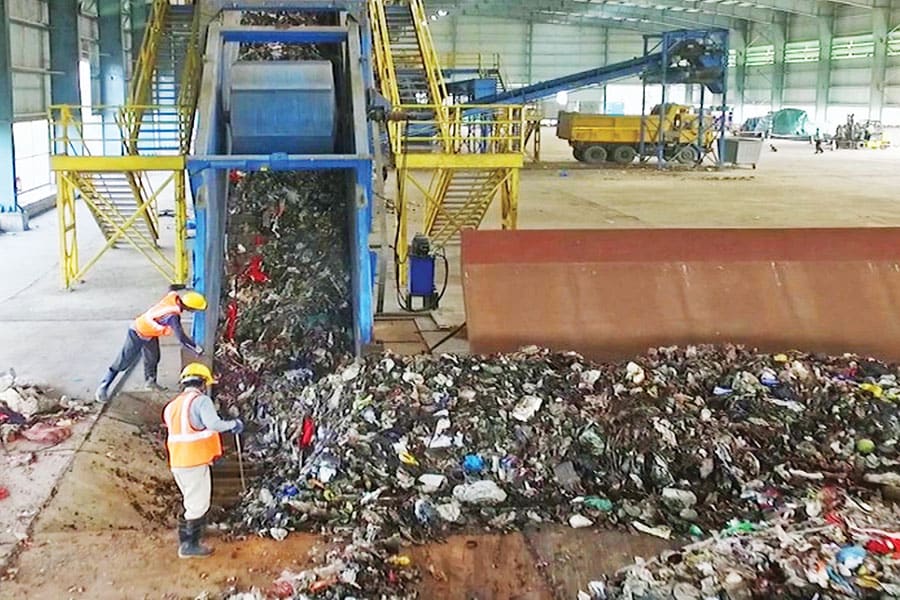 Jose Jacob Kallarakal, founder, chairman and managing director, Antony Waste Handling Cell, at the company’s waste processing plant in Kanjurmarg, Mumbai
Image: Bajirao Pawar for Forbes India