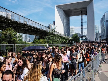 No 'Taylor-gating', Amsterdam warns Swifties