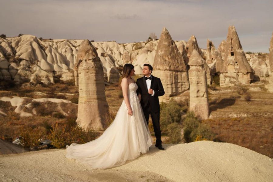 Enchanting vistas of Cappadocia's fairy chimneys in Türkiye are gaining popularity for luxury weddings. Courtesy - Türkiye Tourism

