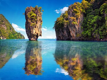 Thailand warns 'Jurassic World' producers over filming impact