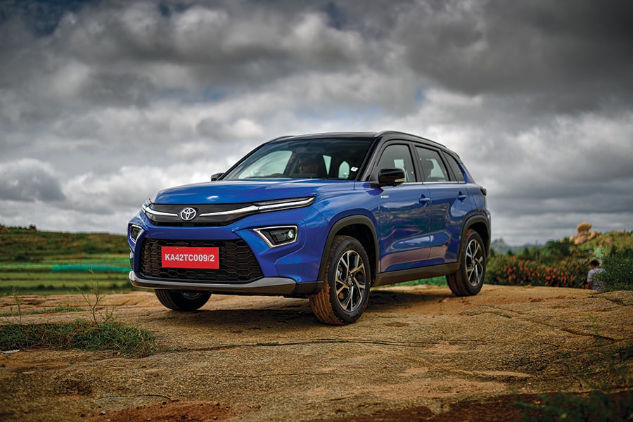 A hybrid vehicle such as the Maruti Suzuki Invicto uses two or more power sources, mostly an internal combustion engine and an electric motor
Image: Anis Shaikh / Overdrive