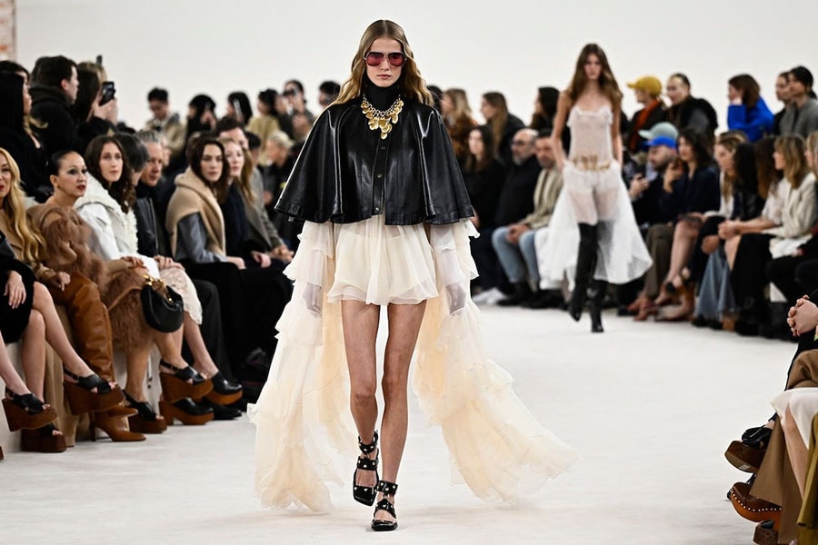 
 A model presents a creation by Chloe for the Women Ready-to-wear Fall-Winter 2024/2025 collection as part of the Paris Fashion Week, in Paris on February 29, 2024.
Image: Julien De Rosa / AFP©