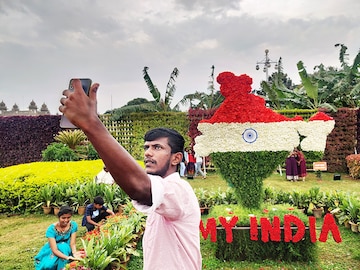 Average Indian consumes 24.1 GB of mobile data every month