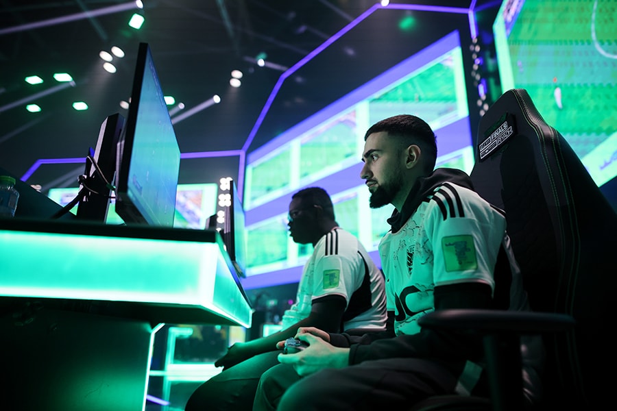 Agit Katilmis (Agitpower) and Mohammed Alioune Diop (KingCJ0) of DC United during their group D match in the FIFAe Club World Cup 2023 on July 06, 2023 in Riyadh, Saudi Arabia. Image: Joosep Martinson - FIFA/FIFA via Getty Images