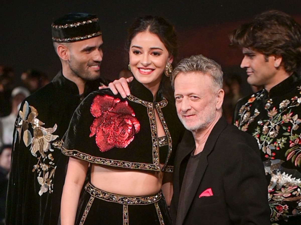 Actor Ananya Panday with designer Rohit Bal on the ramp during the grand finale of Lakme Fashion Week, in New Delhi, Sunday, Oct. 13, 2024. Image: PTI Photo