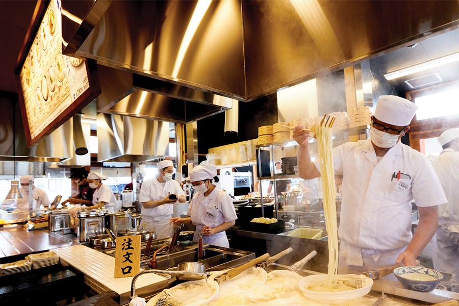 A Marugame Seimen open kitchen
Image: Courtesy of Toridoll