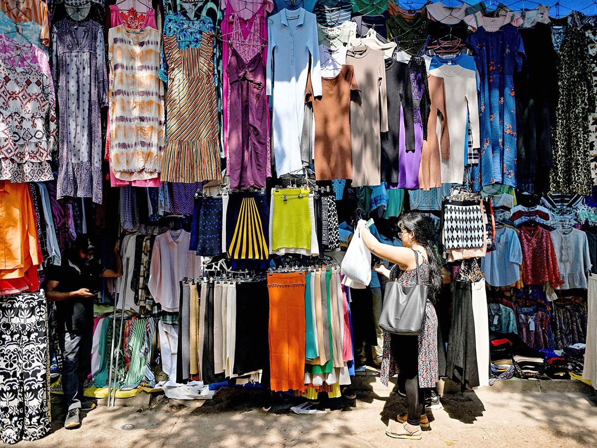 India's green fashion lovers switch to secondhand