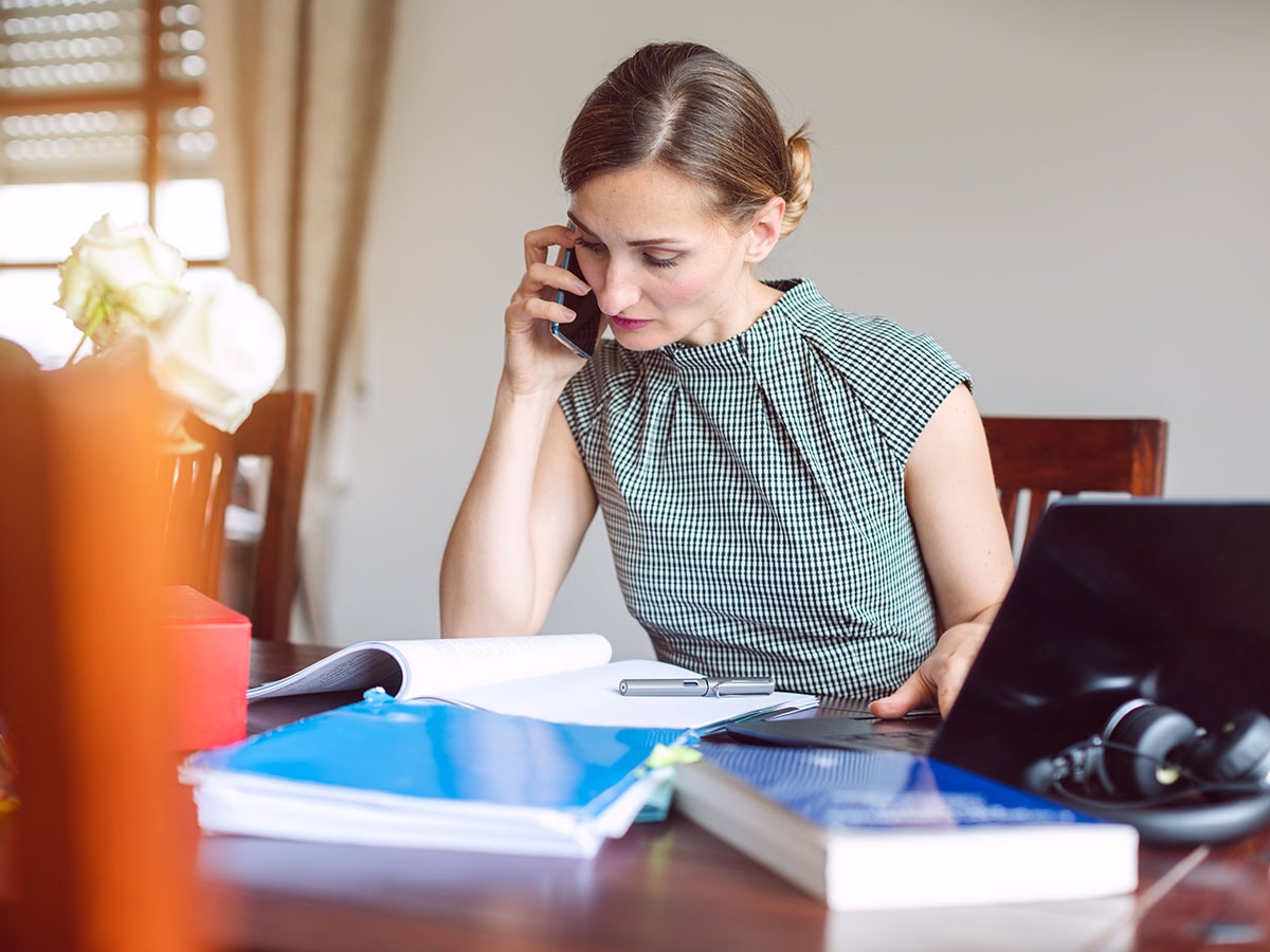 Can longer work hour policies and cyberloafing go hand in hand?