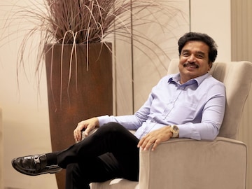 How a doctor rewrote the rules of real estate