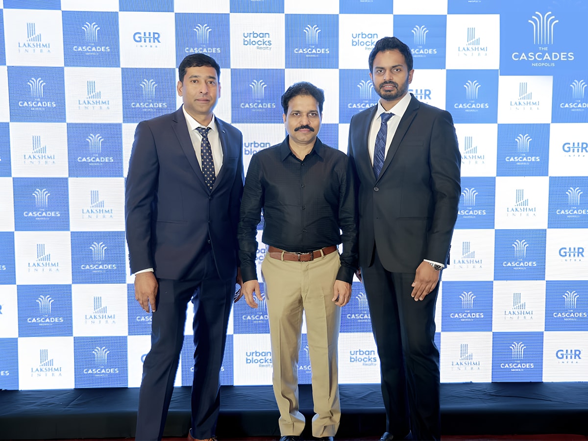 Mr. Sharat V, Designated Partner, GHR Lakshmi Urbanblocks Infra LLP (representing Urbanblocks Realty), Mr. Lakshmi Narayana G, Designated Partner, GHR Lakshmi Urbanblocks Infra LLP (representing Lakshmi Infra), and Mr. Karteesh Reddy M, Designated Partner, GHR Lakshmi Urbanblocks Infra LLP (representing GHR Infra) announced the launch of the Mega Residential Project “The Cascades Neopolis.”

