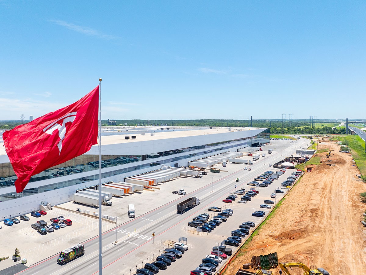 Tesla applies to become electricity supplier in the UK