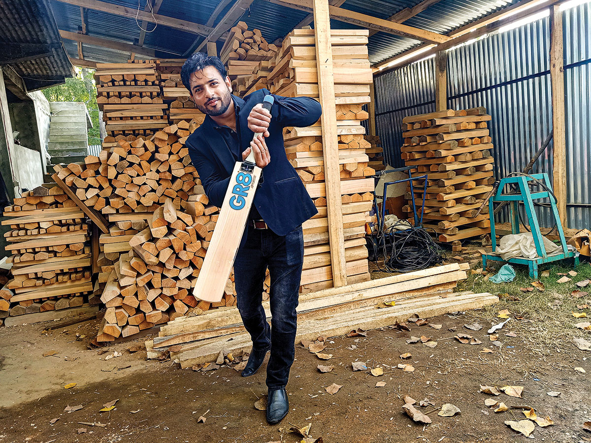 Fawzul Kabiir of Gr8Sports; (left) a worker crafts bats at the factory in Kashmir Ubair Shah of Efruitmandi, a B2B fresh produce startup
