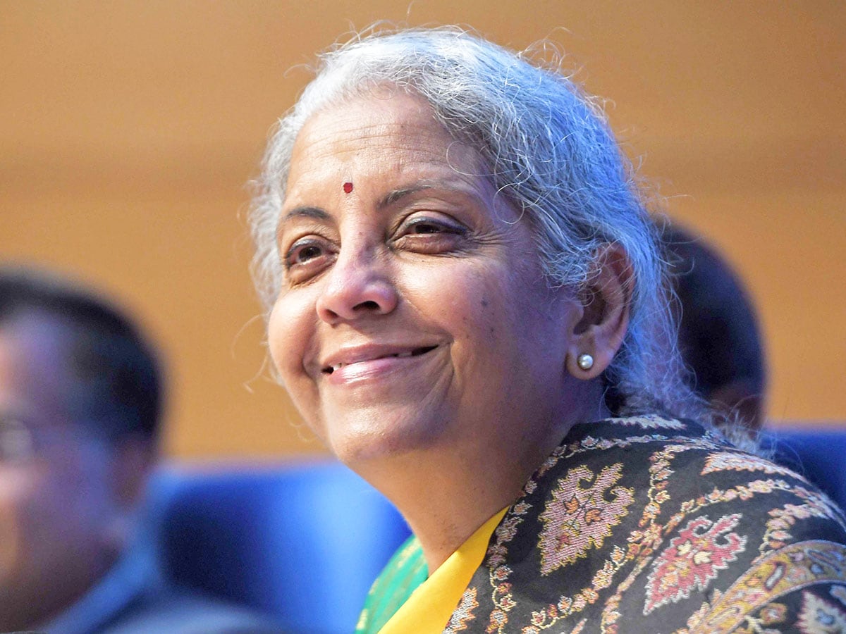 While Nirmala Sitharaman has become a meme sensation, her predecessors largely escaped this internet scrutiny.
Image: Chandradeep Kumar/ India Today via Getty Images