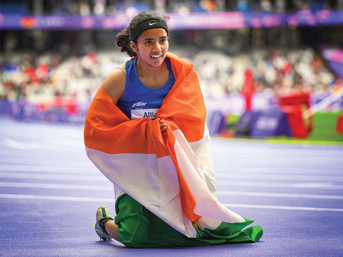 Preethi Pal celebrates after the Women’s 100 m T35 final at the Paris 2024 Summer Paralympic Games
Image: David Ramos / Getty Images