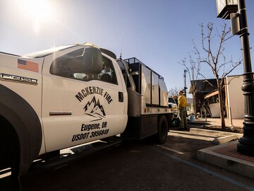 Private firefighters highlight wealth divide in ruined Los Angeles