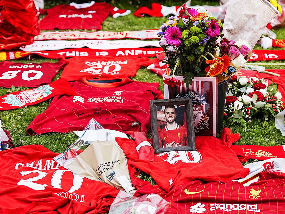 Photo of the day: Rest in peace, brothers