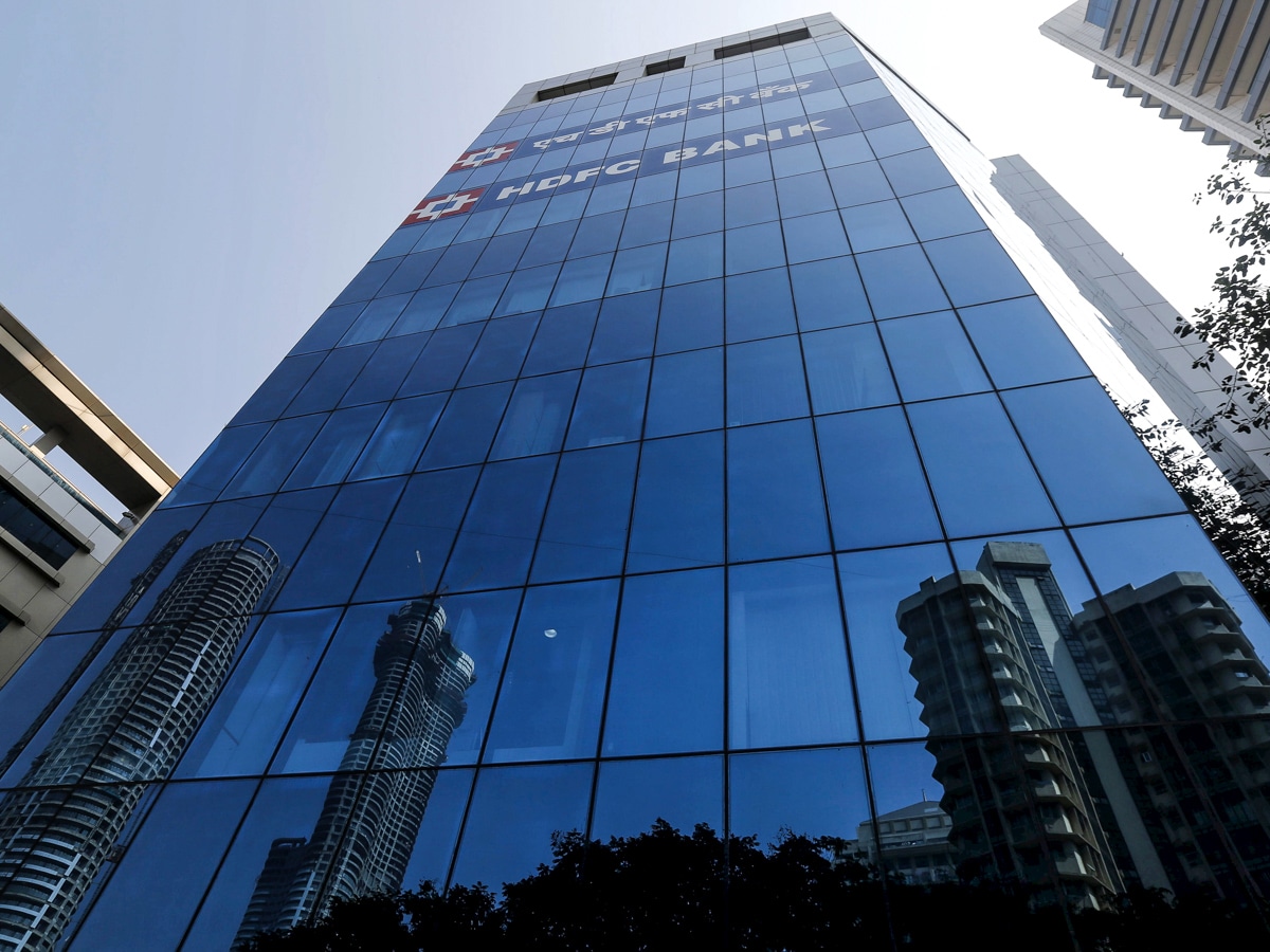 HDFC Bank announces first-ever bonus to boost investor confidence