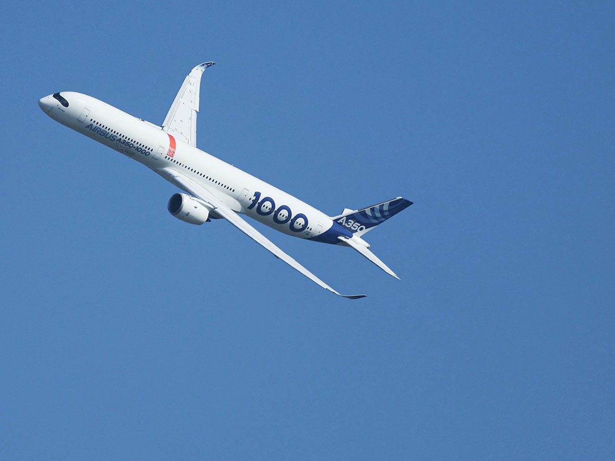Airbus scores orders, Boeing deals with crash fallout at Paris Air Show