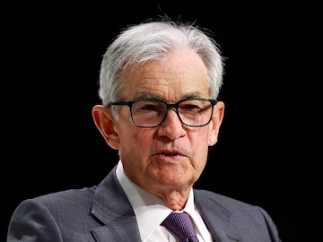 fedchairjeromepowell_bg