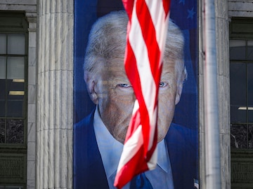 trump banner