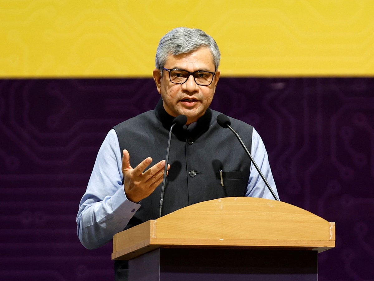 AIの規制の外交についてのAshvini Vaishnauから、今週の私たちの最高の物語、Forbes Indiaまで、インディゴブリッツコンテストまで