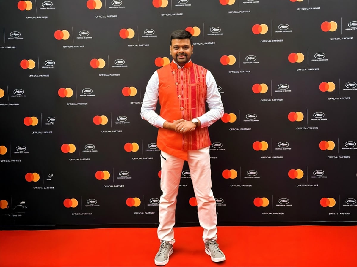 Partha Panda showcases Odisha’s Sambalpuri handloom at Cannes 2025, honoring Indian tradition on an international platform.