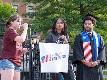 uspoliticseducationharvard_bg