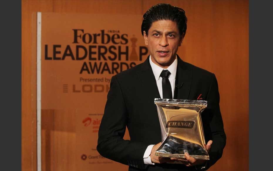 Actor Shahrukh Khan proud to receive his Special Plaque