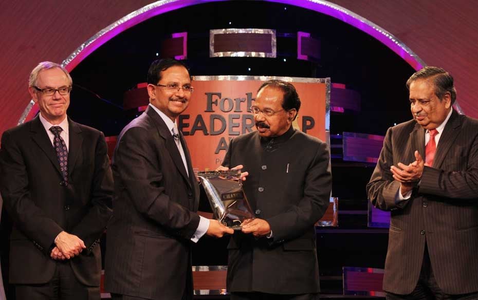 The Best CEO-Multinational company award was given to Shanker Annaswamy, MD of IBM India