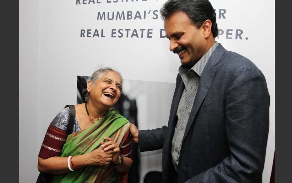 (L to R) Sudha Murthy and V. G. Siddhartha, founder of Coffe Day Holdings 