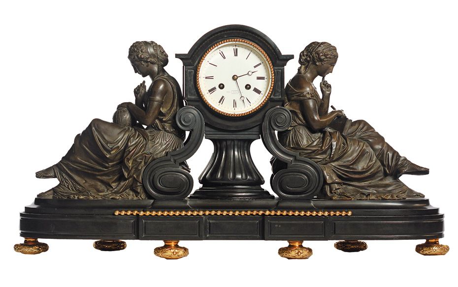 Rare, beautiful table clock in marble and bronze with the original gilt brass mounts and the origina