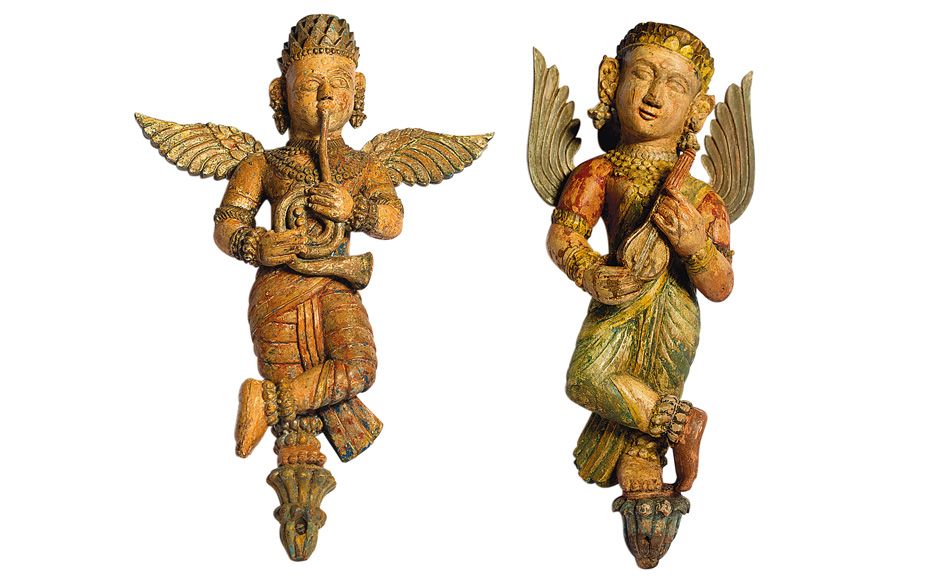 Set of rare wooden angelic musicians. Gujarat. Mid/late 19th century                        