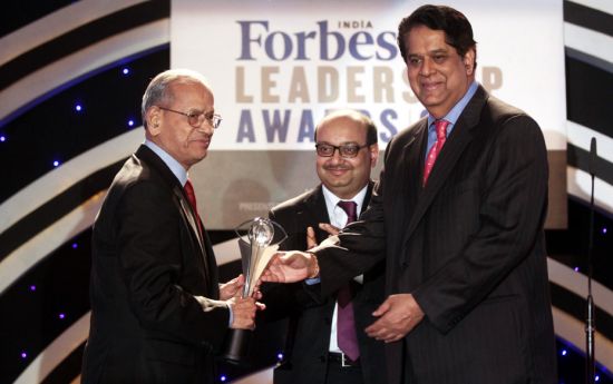 E Sreedharan was honoured with the Lifetime Achievement Award for his dedication and work spanning s